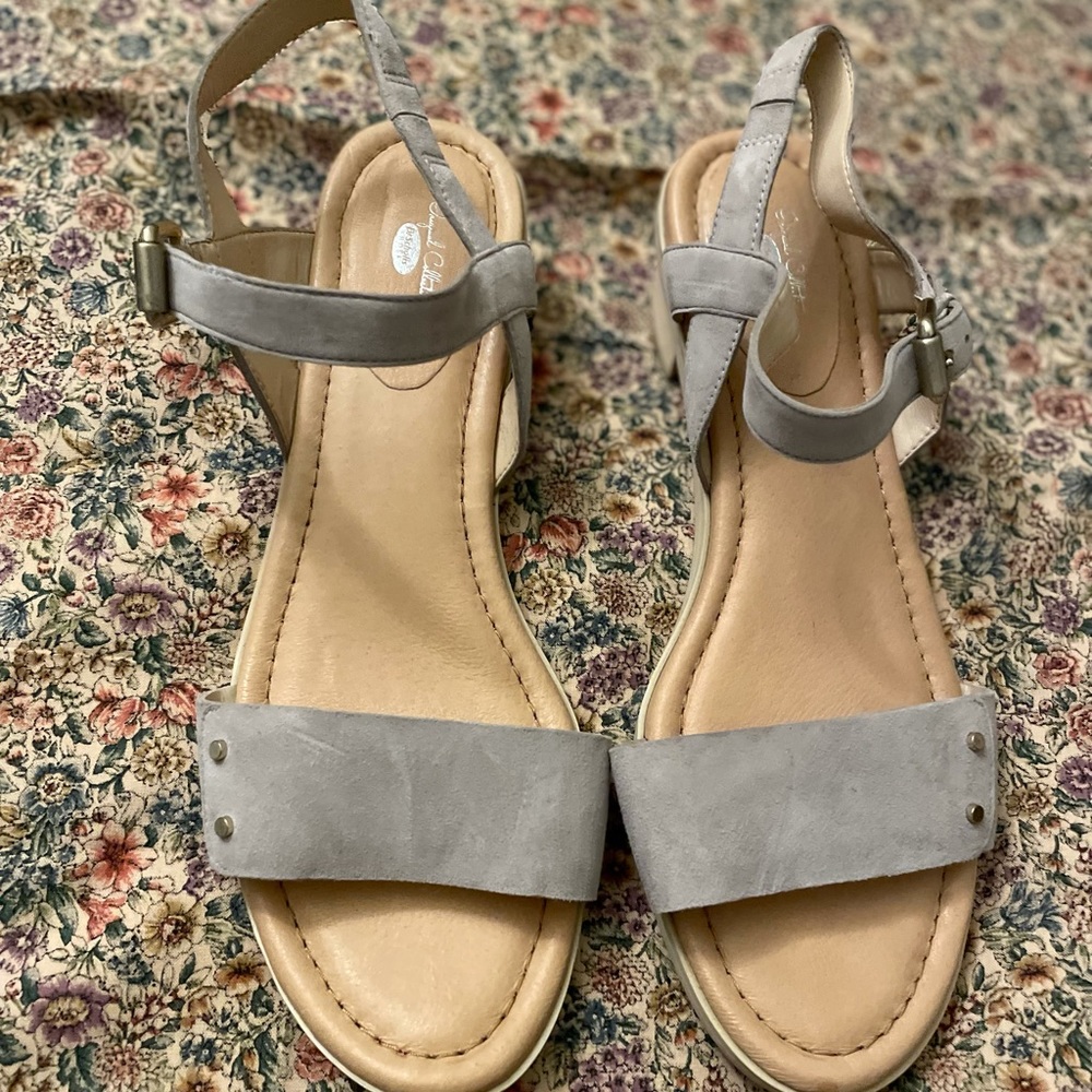 Dr. Scholl’s sandals.